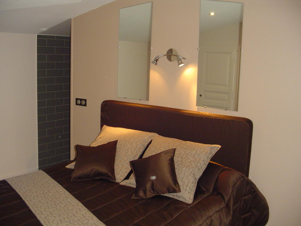 La Cabane De Pepe Emilien Bed & Breakfast Chomerac Room photo