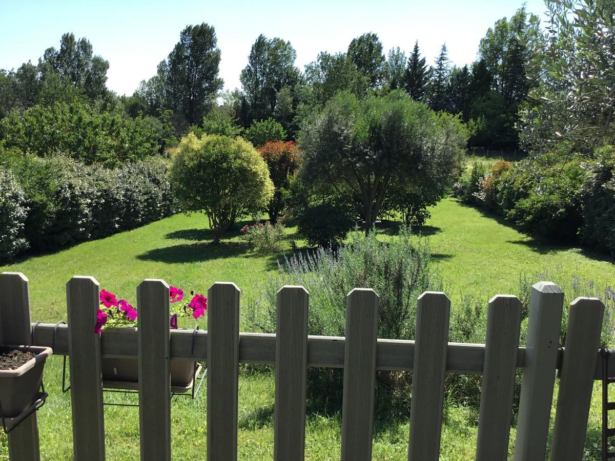 La Cabane De Pepe Emilien Bed & Breakfast Chomerac Exterior photo